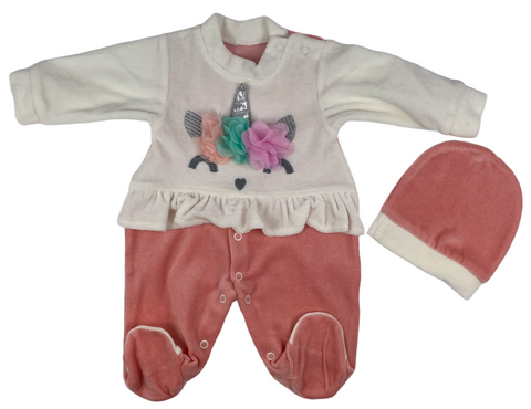 Strampler Overall mit Einhorn Motiv für Babys in rosa/beige und Mütze