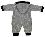 Overall mit Kapuze in schwarz mit Zahlen Motiv und Druckknöpfen für Babys